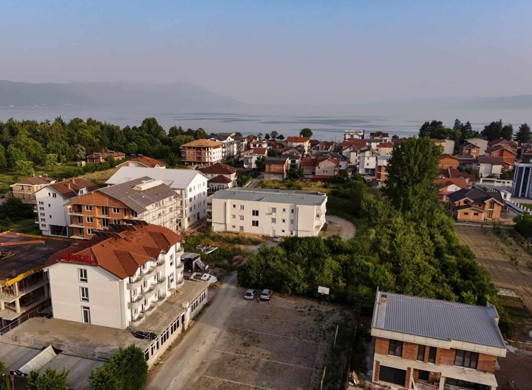 Hotel Ariston ستروغا المظهر الخارجي الصورة
